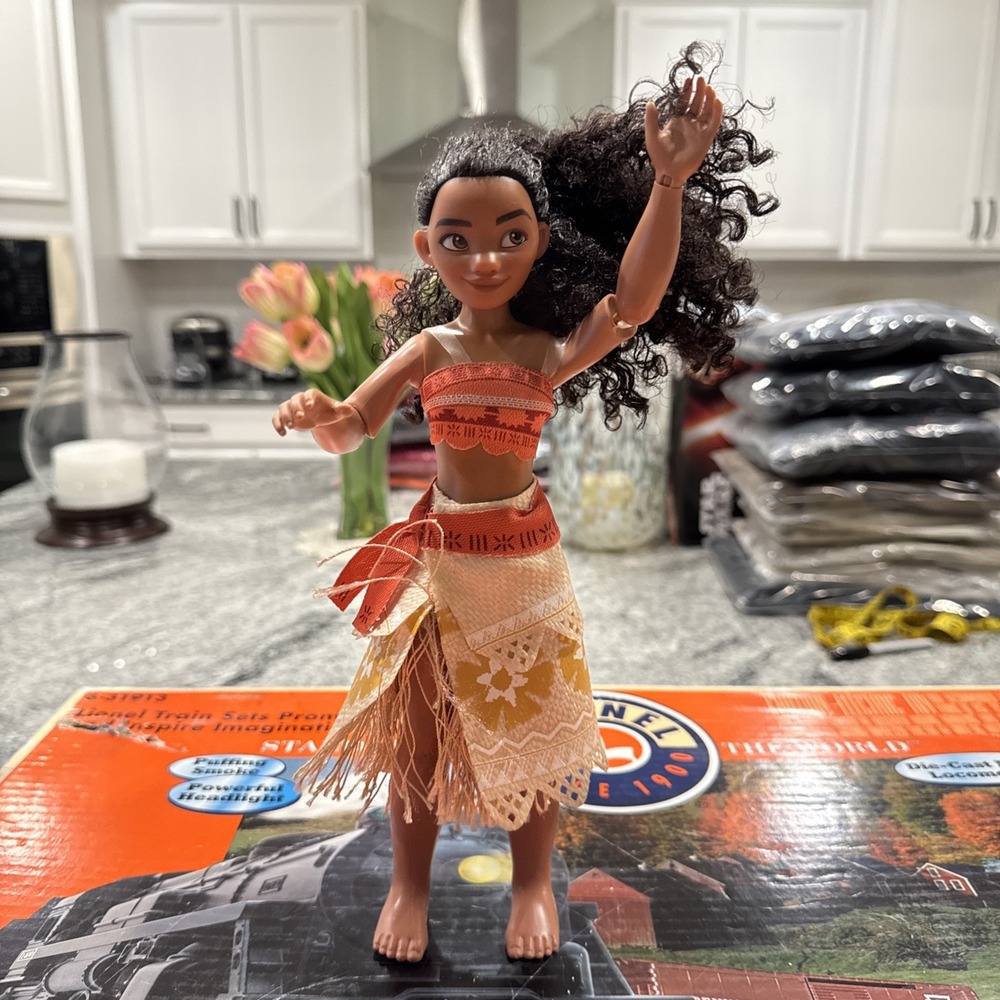 Disney Store London Classic Moana‎ Jointed Articulated Doll Figure